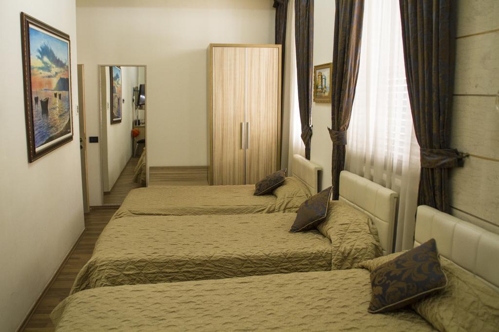 Hotel Comfort Tirana Zewnętrze zdjęcie